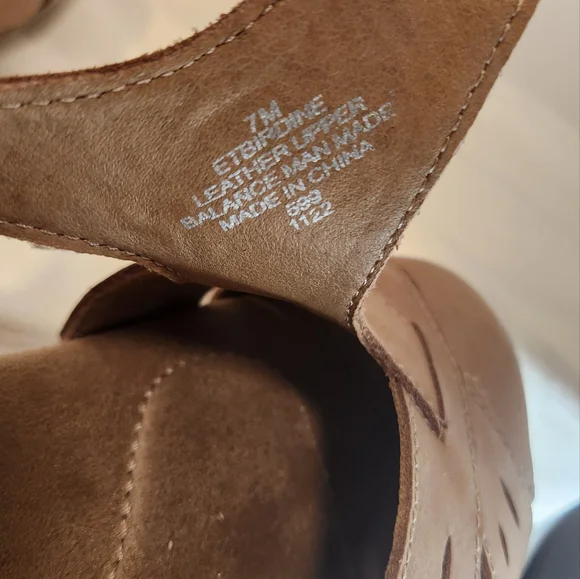 Earth Origins Etbirdine Comfort Support Tan Leather Slip On Sandal Size 7M - Picture 9 of 10